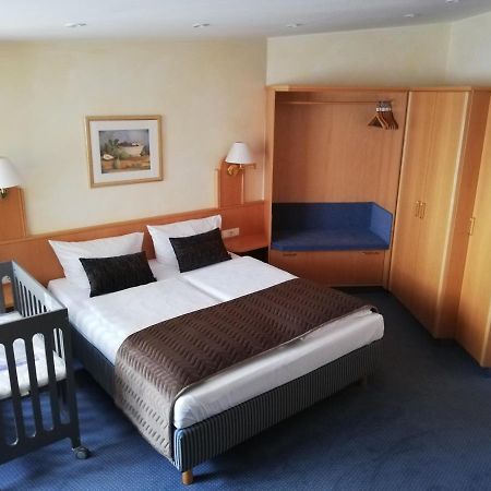 Russmann Hotel & Living Goldbach  Exterior foto